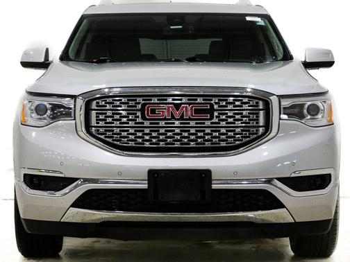 Quicksilver Metallic 2018 GMC Acadia Denali