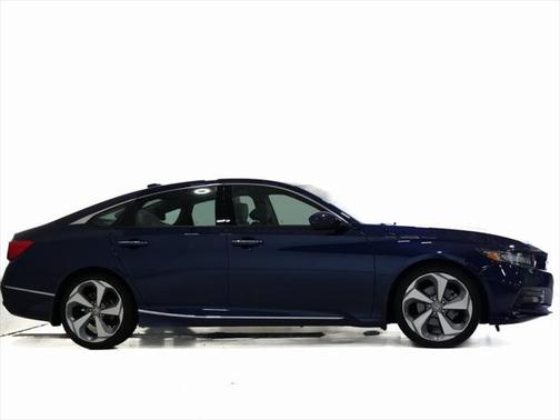 2018 Honda Accord Touring 2.0T