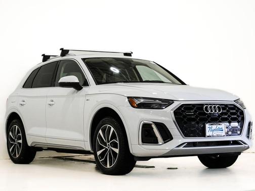 Glacier White 2022 Audi Q5 45 S line Premium