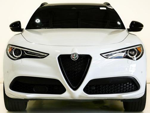 Alfa White 2023 Alfa Romeo Stelvio Veloce