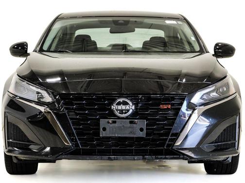 Super Black Clearcoat 2024 Nissan Altima 2.5 SR