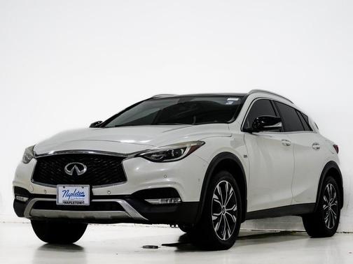 2018 INFINITI QX30 Premium