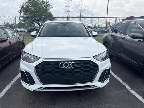 2023 Audi Q5 45 S line Premium