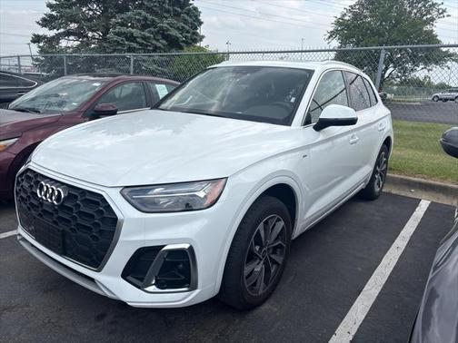 2023 Audi Q5 45 S line Premium