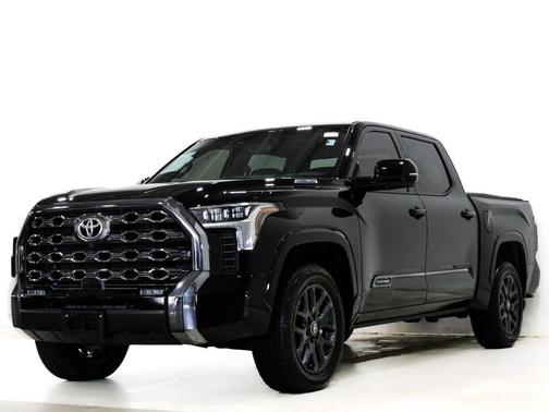 2025 Toyota Tundra Hybrid Platinum