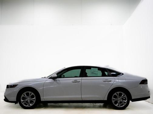 2023 Honda Accord LX 1.5T