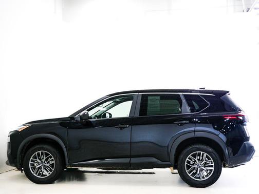 Super Black 2023 Nissan Rogue S