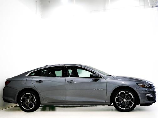 Sterling Gray Metallic 2024 Chevrolet Malibu LT
