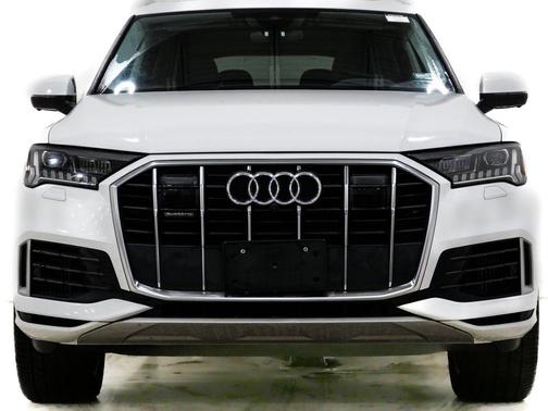 2024 Audi Q7 55 Premium Plus