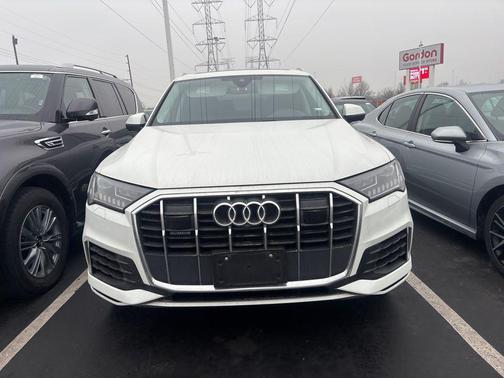 2024 Audi Q7 55 Premium Plus