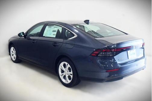 2025 Honda Accord LX 1.5T