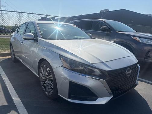 2023 Nissan Altima 2.5 SL