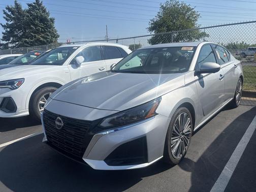 2023 Nissan Altima 2.5 SL