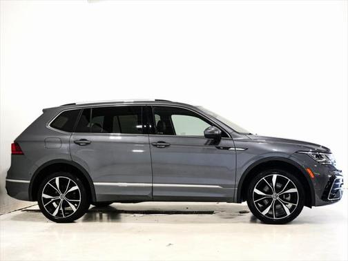 2022 Volkswagen Tiguan 2.0T SEL R-Line 4MOTION
