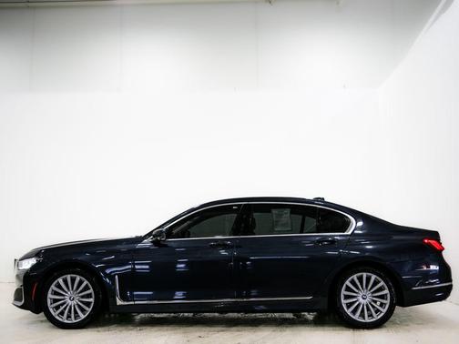 2020 BMW 740 740i xDrive
