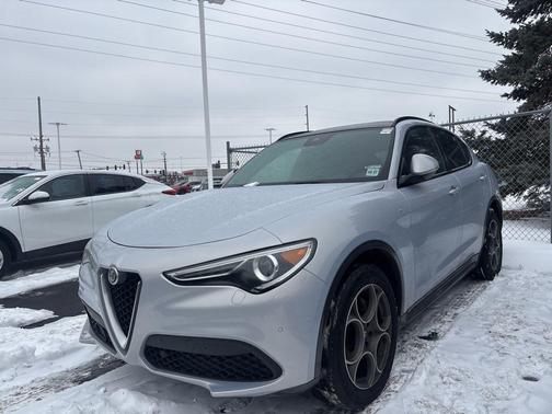 2022 Alfa Romeo Stelvio Ti