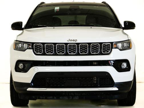 Bright White Clearcoat 2025 Jeep Compass Limited