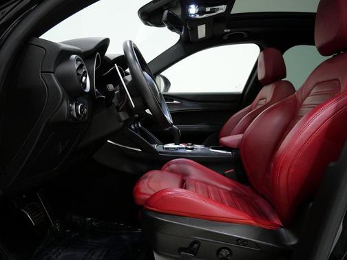 2022 Alfa Romeo Stelvio Sprint