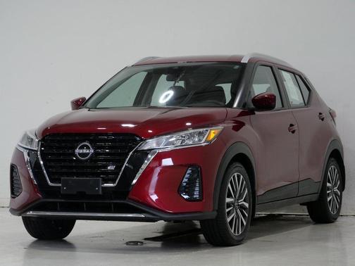 2022 Nissan Kicks SV