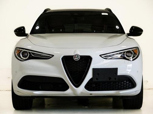 2022 Alfa Romeo Stelvio Veloce