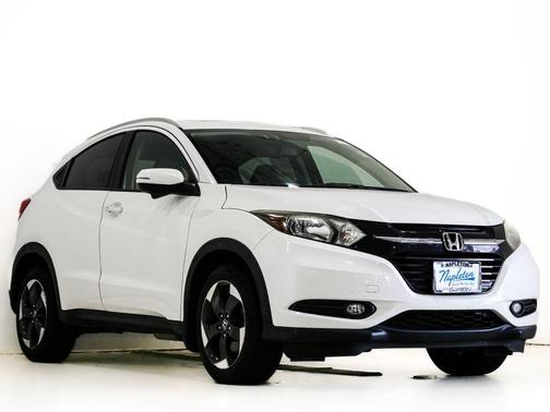 White 2018 Honda HR-V EX-L w/Navigation
