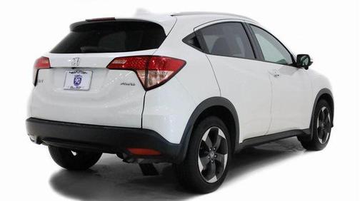 White 2018 Honda HR-V EX-L w/Navigation