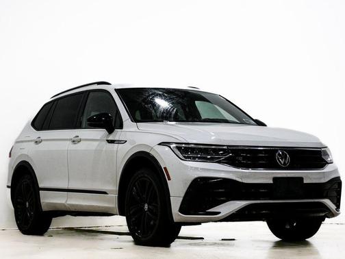 2022 Volkswagen Tiguan 2.0T SE R-Line Black 4MOTION