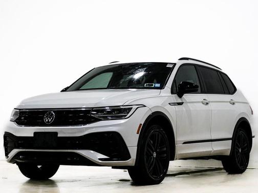 2022 Volkswagen Tiguan 2.0T SE R-Line Black 4MOTION