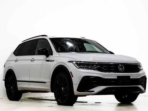 2022 Volkswagen Tiguan 2.0T SE R-Line Black 4MOTION