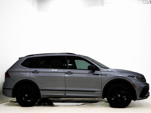 2023 Volkswagen Tiguan 2.0T SE R-Line Black 4MOTION