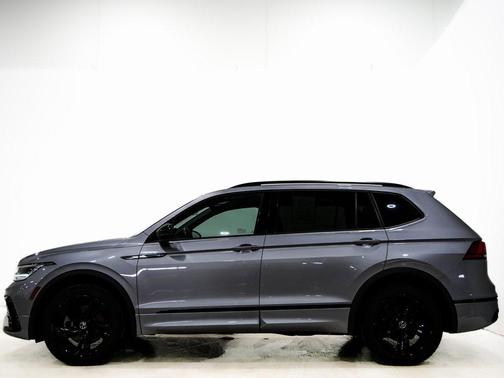 2023 Volkswagen Tiguan 2.0T SE R-Line Black 4MOTION