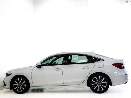 Platinum White Pearl 2024 Honda Civic EX