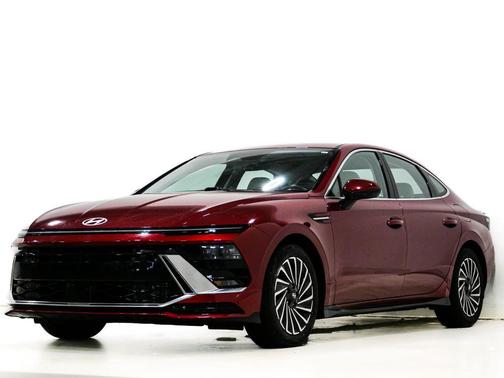 Ultimate red 2025 Hyundai SONATA Hybrid SE