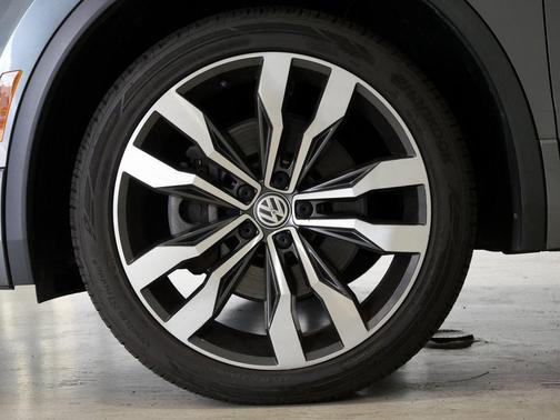 2020 Volkswagen Tiguan 2.0T SEL R-Line 4MOTION
