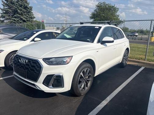 2023 Audi Q5 45 S line Premium