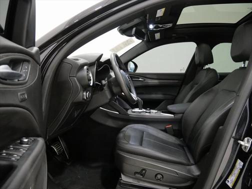 2022 Alfa Romeo Stelvio Ti