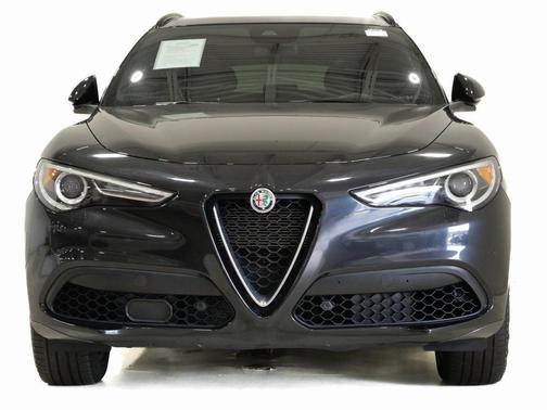 2022 Alfa Romeo Stelvio Ti