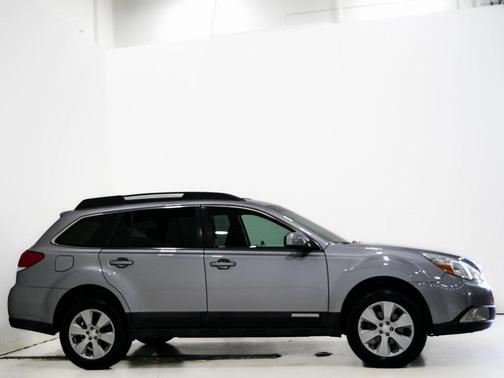 2010 Subaru Outback 2.5 i Premium