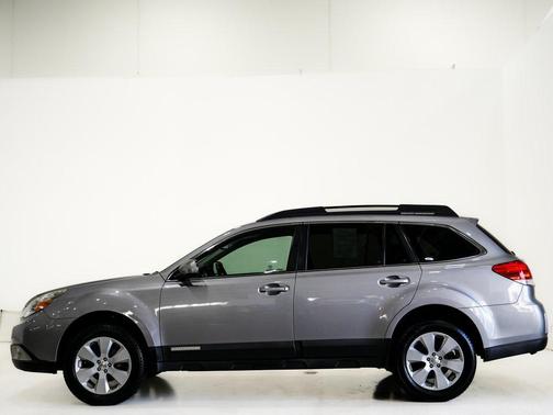 2010 Subaru Outback 2.5 i Premium