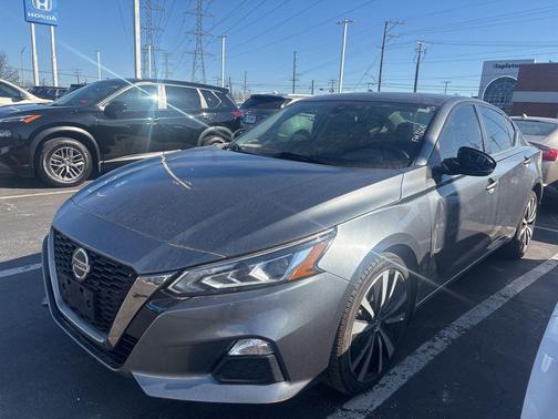 2021 Nissan Altima 2.5 SR