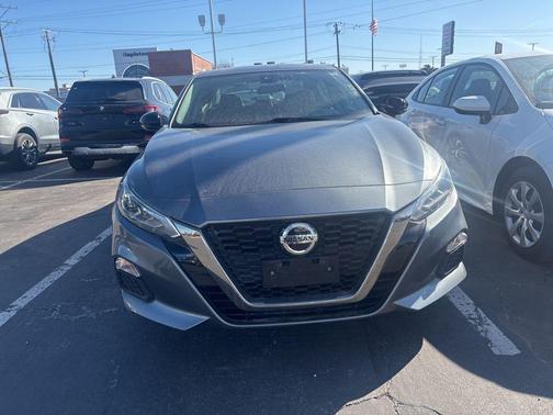 2021 Nissan Altima 2.5 SR