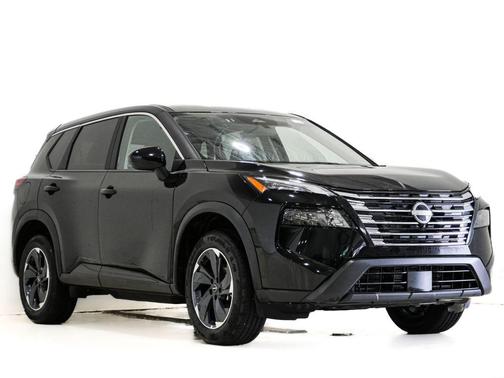 Super Black 2025 Nissan Rogue SV