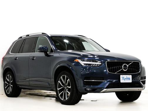 Denim Blue Metallic 2018 Volvo XC90 T6 Momentum