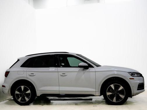 2020 Audi Q5 Premium