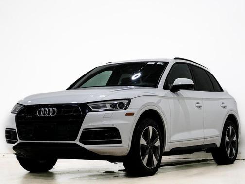 2020 Audi Q5 Premium