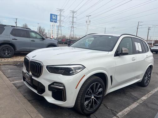 2020 BMW X5 M50i
