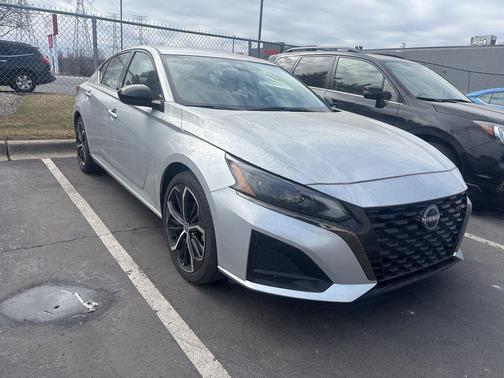 2024 Nissan Altima 2.5 SR