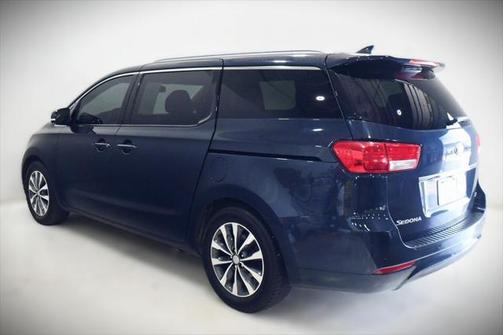 2016 Kia Sedona SX