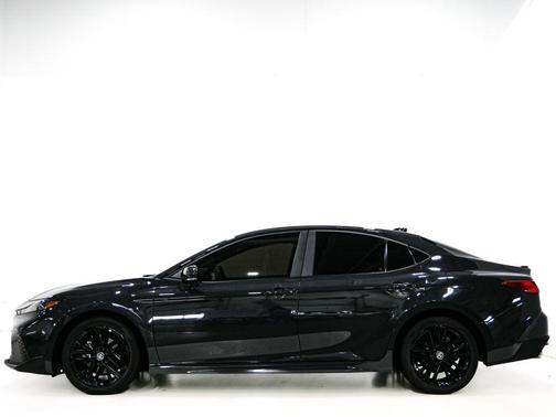 Underground 2025 Toyota Camry SE