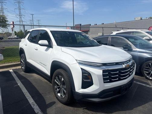 Summit White 2025 Chevrolet Equinox 1LT